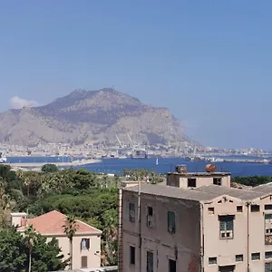 https://casamare-palermo.sicilyhotelsitaly.net